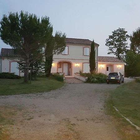 Logement Avec Piscine, Classe 3 Etoiles, De 42 M2 Tout Confort Au Calme Pour Un Couple Cahuzac-sur-Vere Exterior photo